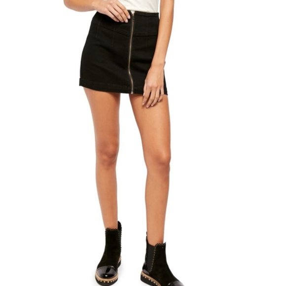 Free People Virgo Zipper Mini Skirt Black - Size 30 - Picture 3 of 16